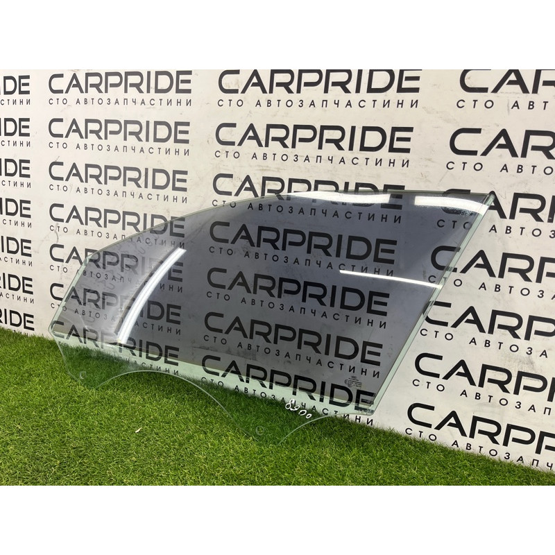 Стекло (кузов и элементы) AUDI A4 B8 2012 2.0 CAEB 8K0845201D