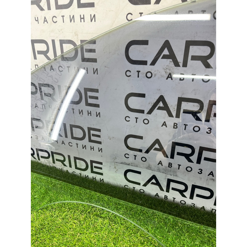 Стекло (кузов и элементы) AUDI A4 B8 2012 2.0 CAEB 8K0845201D