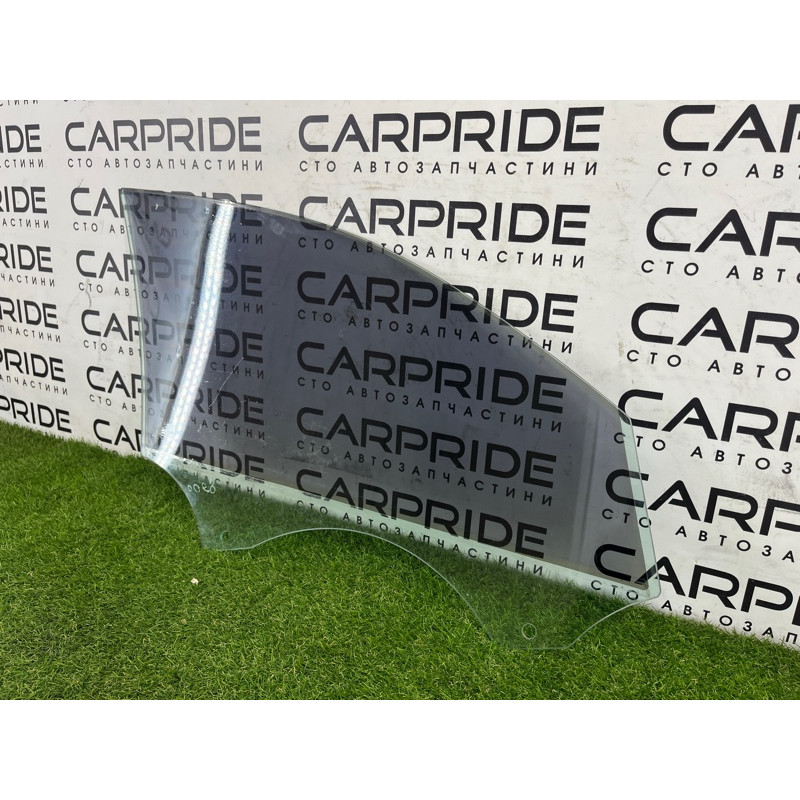 Стекло (кузов и элементы) AUDI A4 B8 2012 2.0 CAEB 8K0845201D