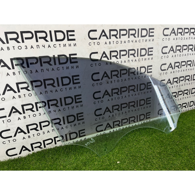 Стекло (кузов и элементы) AUDI A4 B8 2012 2.0 CAEB 8K0845201D