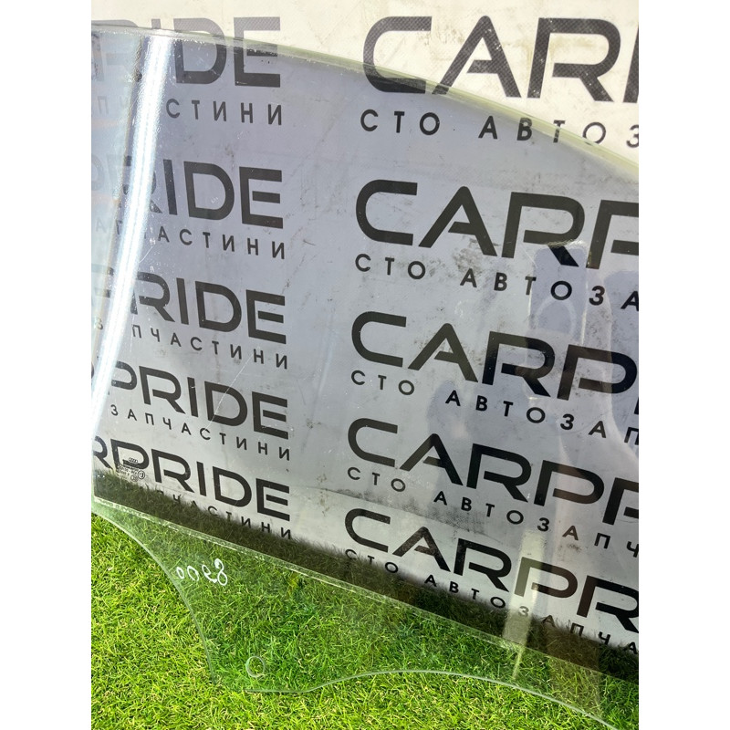 Стекло (кузов и элементы) AUDI A4 B8 2012 2.0 CAEB 8K0845201D