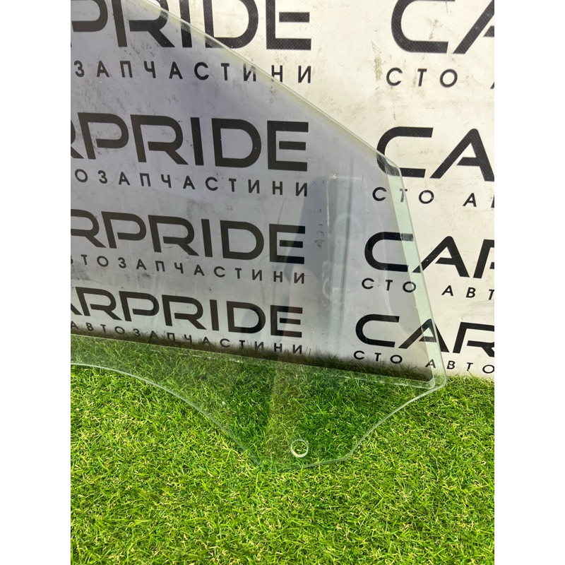 Стекло (кузов и элементы) AUDI A4 B8 2012 2.0 CAEB 8K0845201D