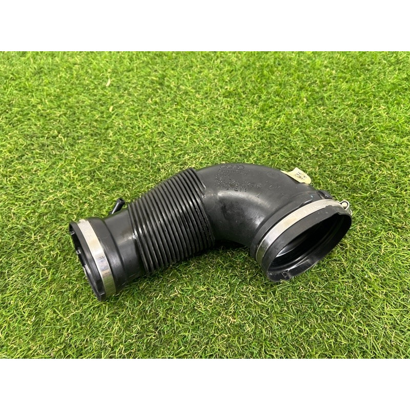 Патрубок воздушного фильтра (впускная система) AUDI A5 F5 2020 2.0 CYMC 06L129629G