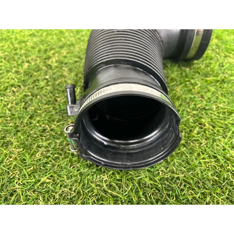 Патрубок воздушного фильтра (впускная система) AUDI A5 F5 2020 2.0 CYMC 06L129629G