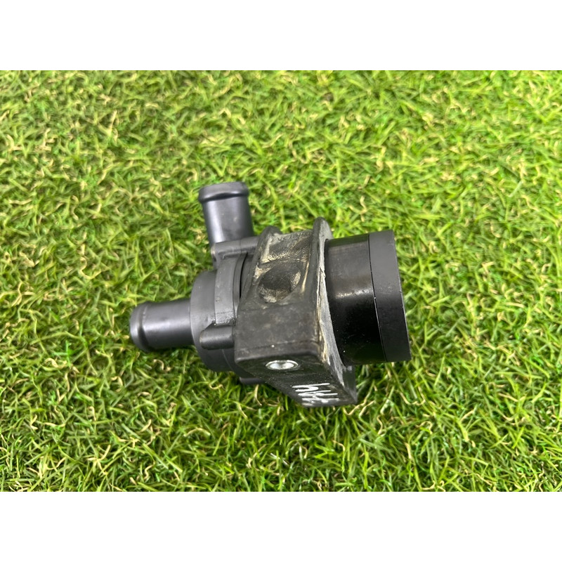 Помпа электрическая (электрика) AUDI A4 B8 2012 2.0 CAEB 06H965561