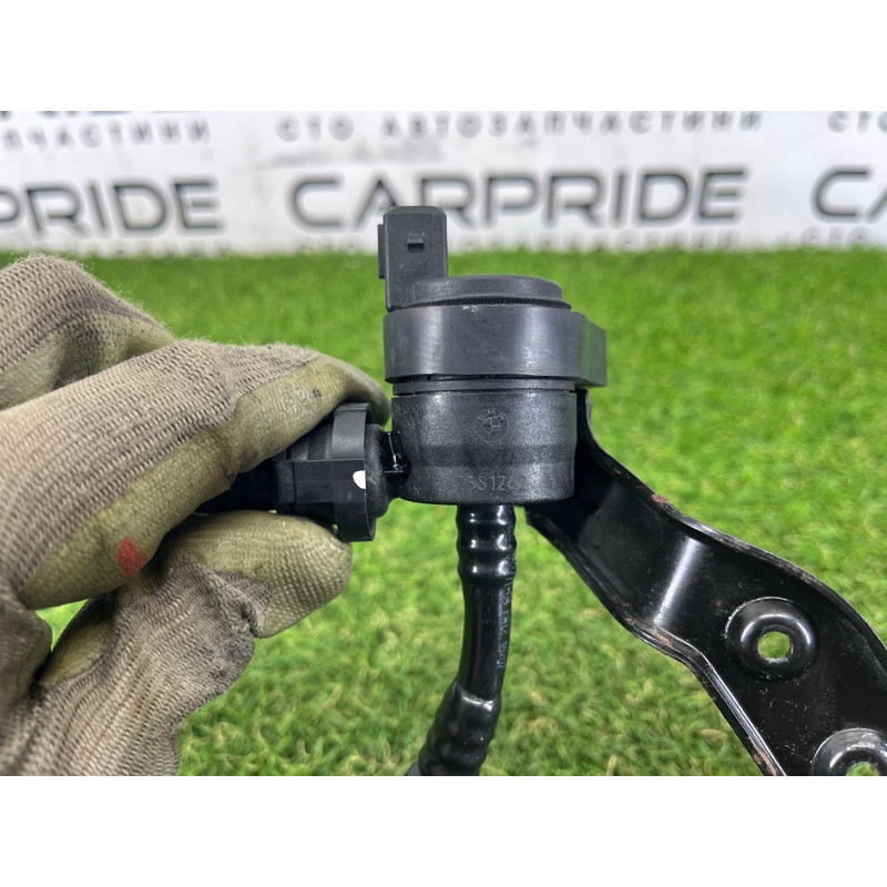 Клапан вентиляції паливного баку (паливна система) BMW 3-series E93 2008 3.0 N54 13907618652