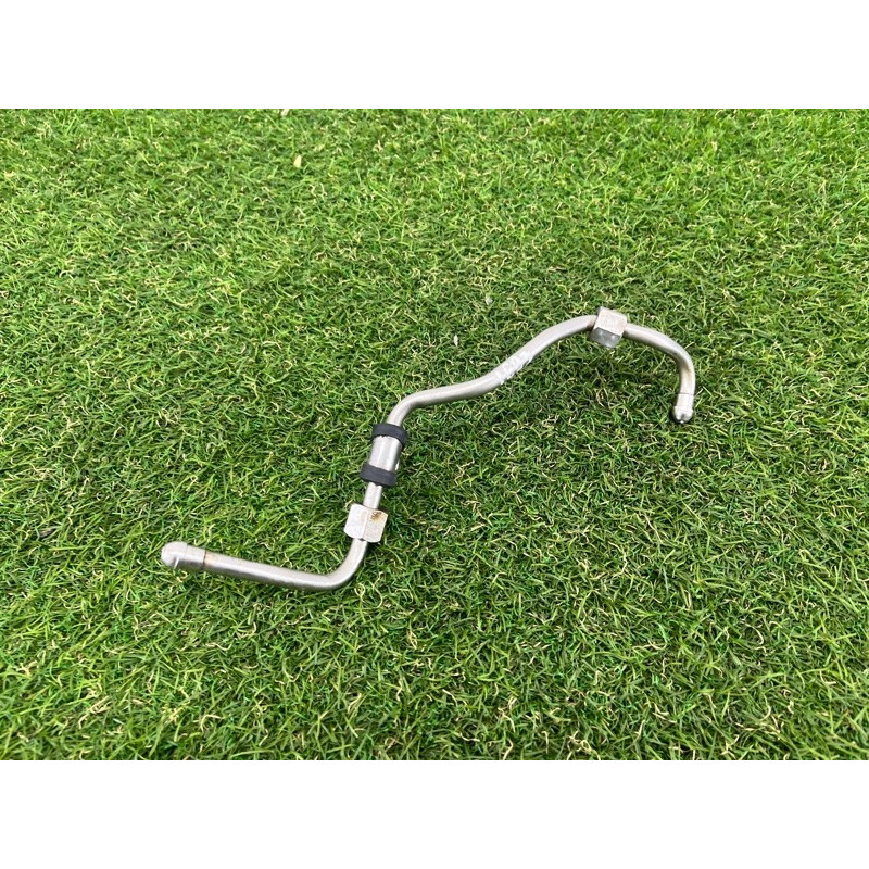 Паливна трубка (паливна система) BMW 3-series E93 2008 3.0 N54 13537536566