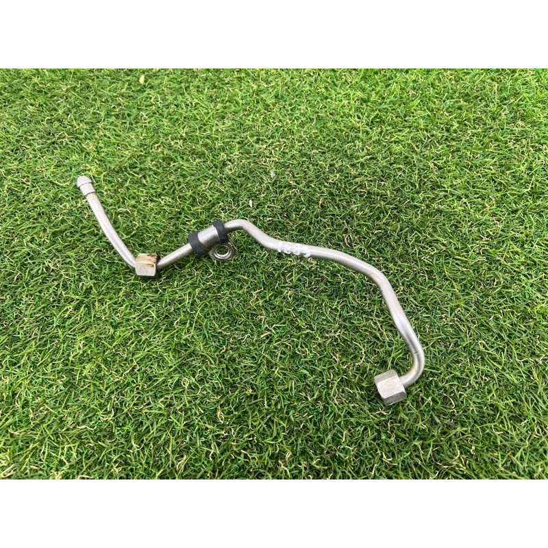 Паливна трубка (паливна система) BMW 3-series E93 2008 3.0 N54 13537536566