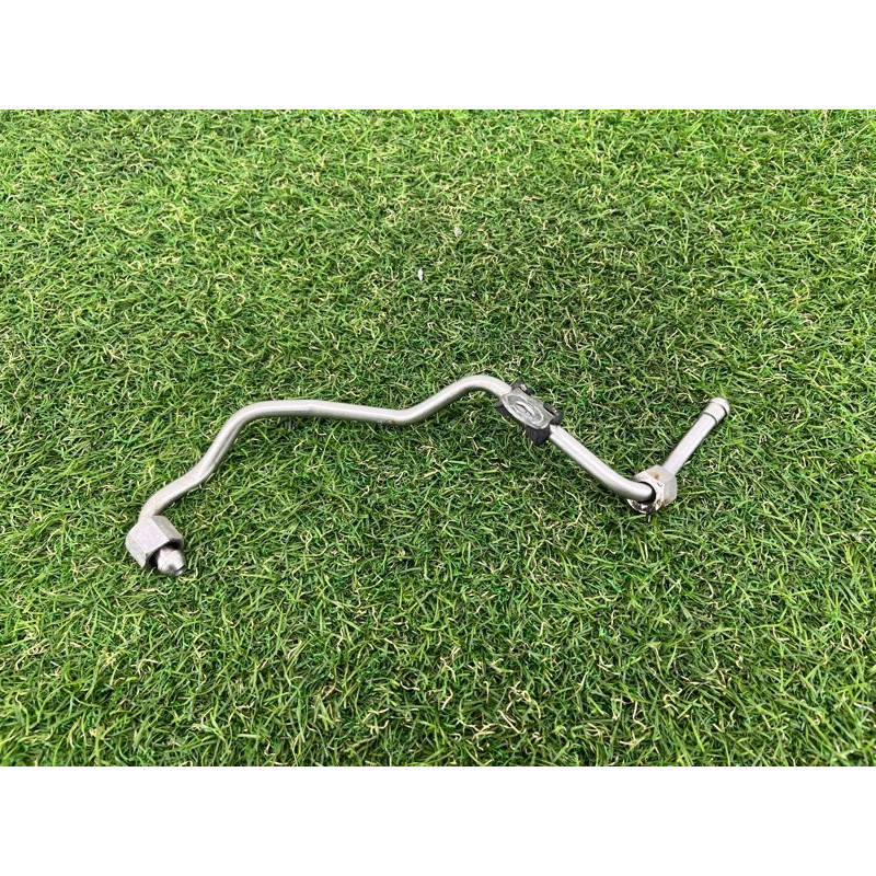 Паливна трубка (паливна система) BMW 3-series E93 2008 3.0 N54 13537536566