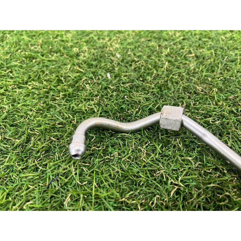 Паливна трубка (паливна система) BMW 3-series E93 2008 3.0 N54 13537536566