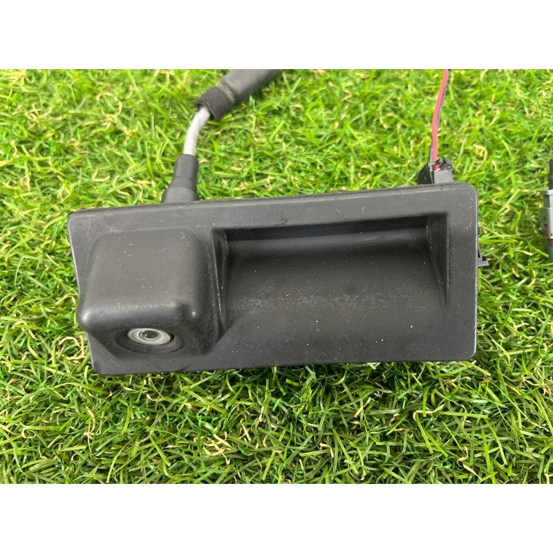 Кнопка открывания крышки багажника (электрика / кнопки) AUDI Q5 8R 2012 3.2 CALB 5N0827566AA