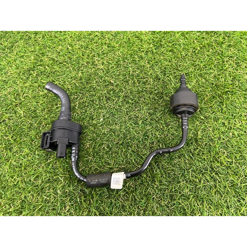 Клапан вентиляции топливного бака (топливная система) AUDI A5 F5 2020 2.0 CYMC 06L133781BH