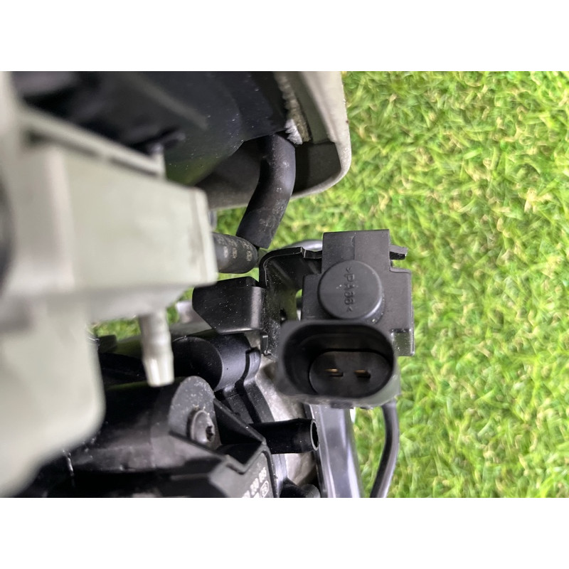 Коллектор впускной (впускная система) AUDI Q5 8R 2012 3.2 CALB 06E133210M