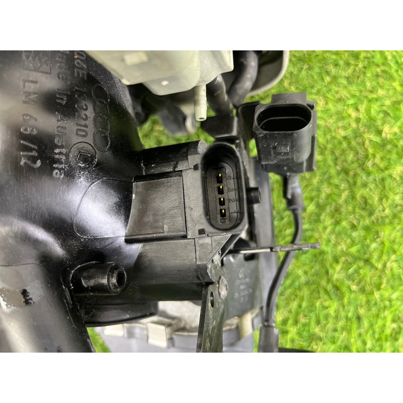 Коллектор впускной (впускная система) AUDI Q5 8R 2012 3.2 CALB 06E133210M