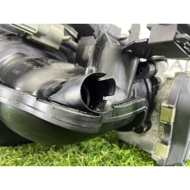 Коллектор впускной (впускная система) AUDI Q5 8R 2012 3.2 CALB 06E133210M