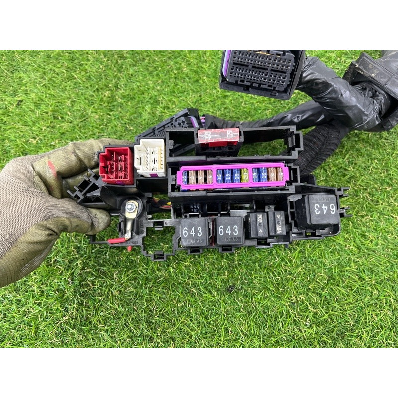 Проводка моторная (электрика двигателя) AUDI Q5 8R 2012 3.2 CALB 8K1971072KQ