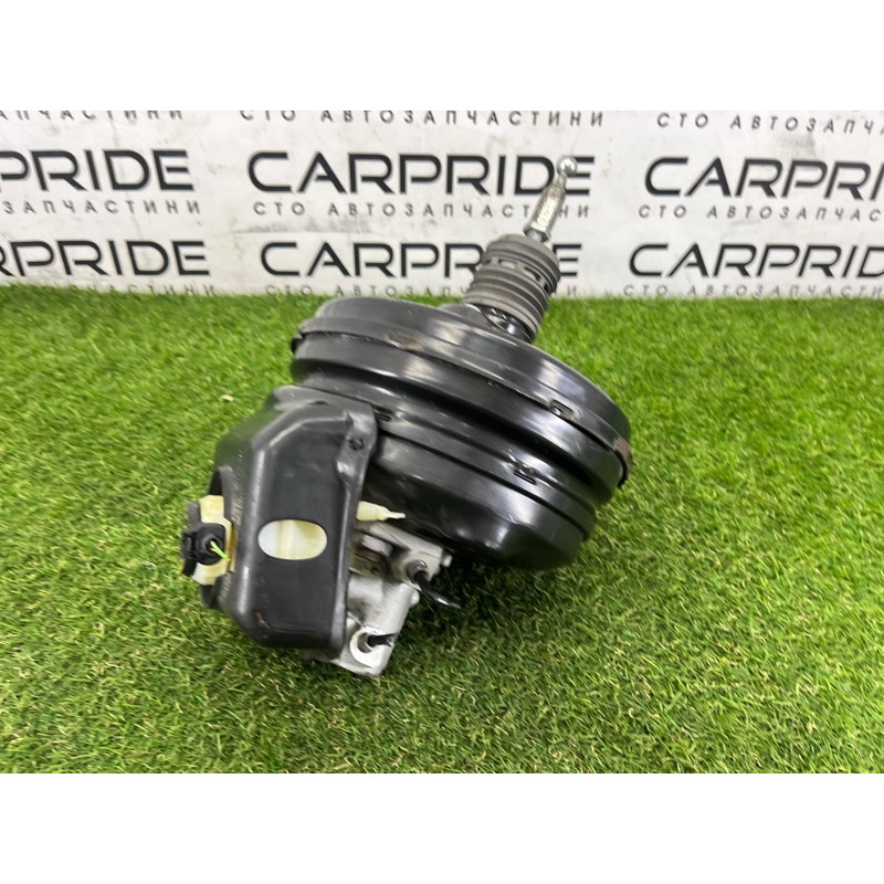 Вакуумный усилитель тормозов в сборе (тормозная система) AUDI A4 B8 2012 2.0 CAEB 8K0612107B