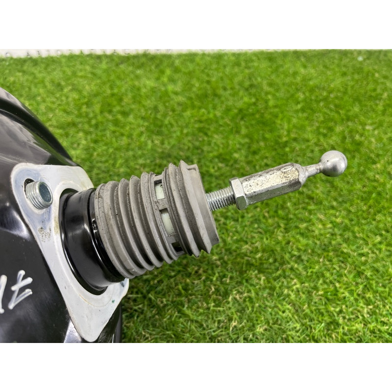 Вакуумный усилитель тормозов в сборе (тормозная система) AUDI A4 B8 2012 2.0 CAEB 8K0612107B