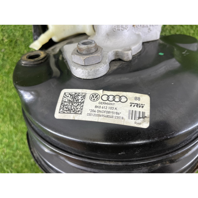 Вакуумный усилитель тормозов в сборе (тормозная система) AUDI A4 B8 2012 2.0 CAEB 8K0612107B