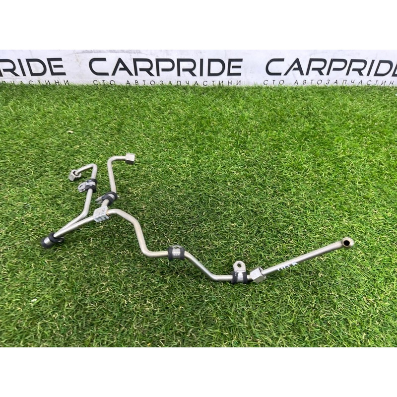 Трубка топливная (топливная система) AUDI Q5 8R 2012 3.2 CALB 06E127501AB