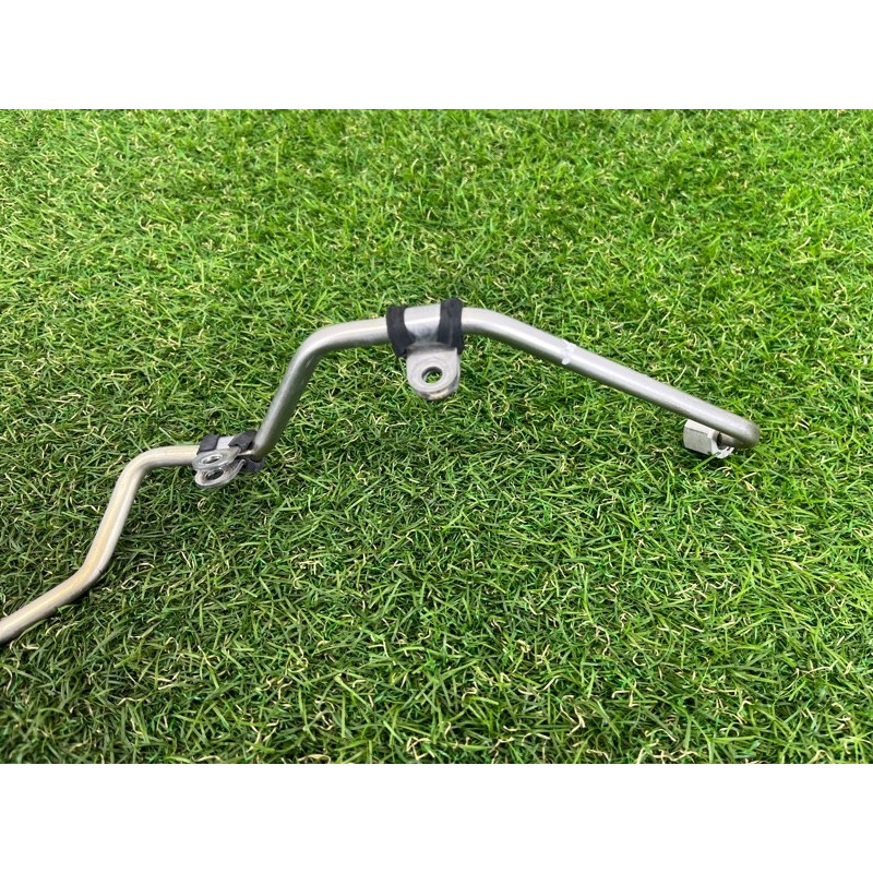 Трубка топливная (топливная система) AUDI Q5 8R 2012 3.2 CALB 06E127501AB