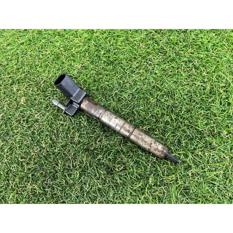 Форсунка топливная (топливная система) BMW X5 E70 2011 3.0 N57 13537805428