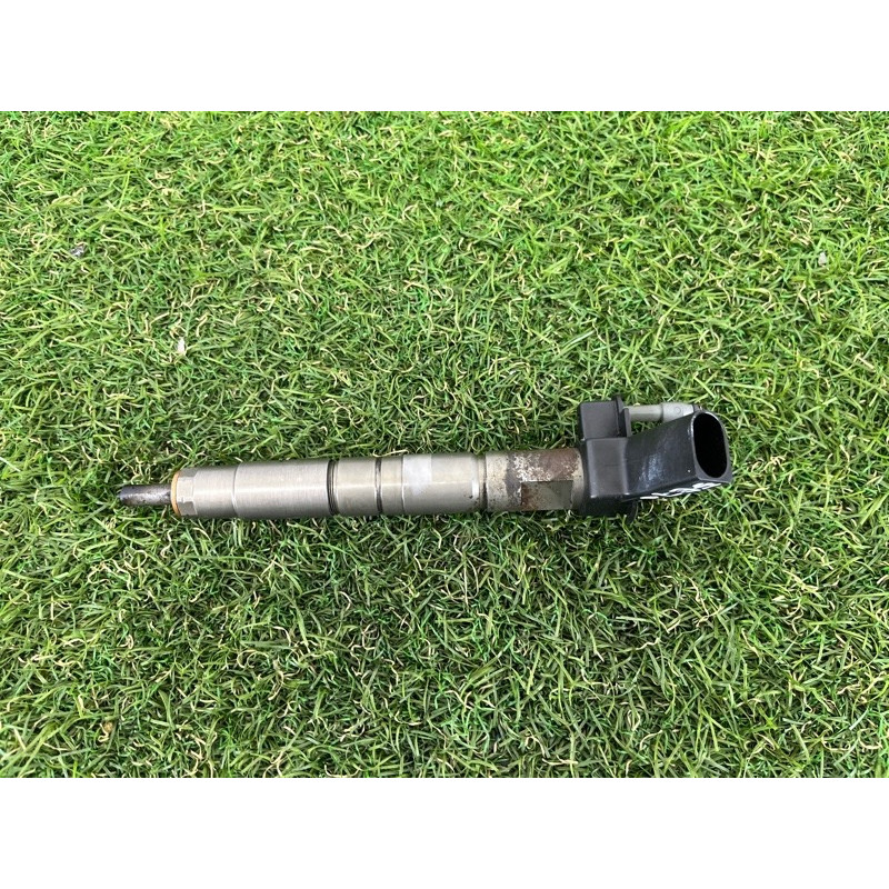 Форсунка топливная (топливная система) BMW X5 E70 2011 3.0 N57 13537805428