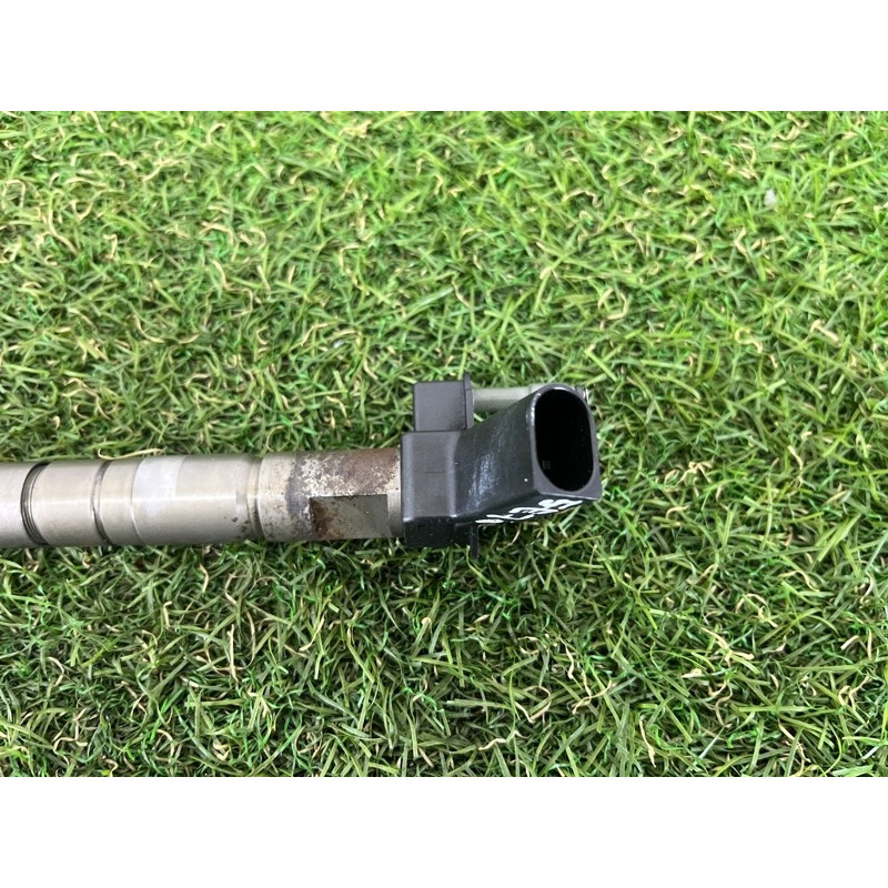 Форсунка топливная (топливная система) BMW X5 E70 2011 3.0 N57 13537805428