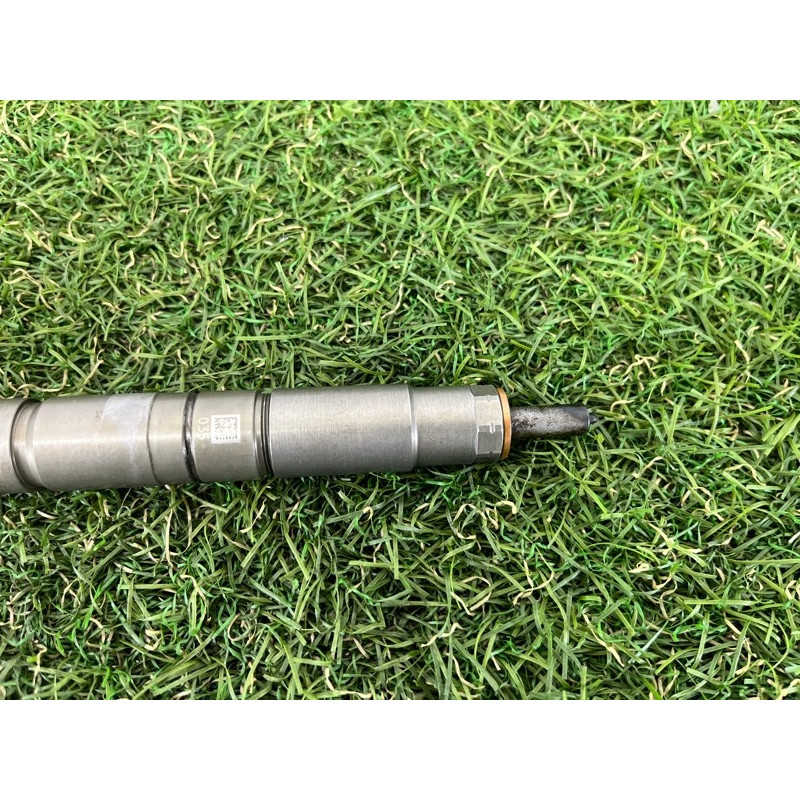 Форсунка топливная (топливная система) BMW X5 E70 2011 3.0 N57 13537805428