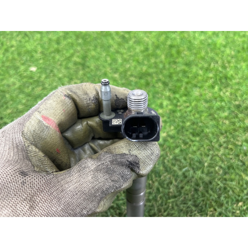 Форсунка топливная (топливная система) BMW X5 E70 2011 3.0 N57 13537805428