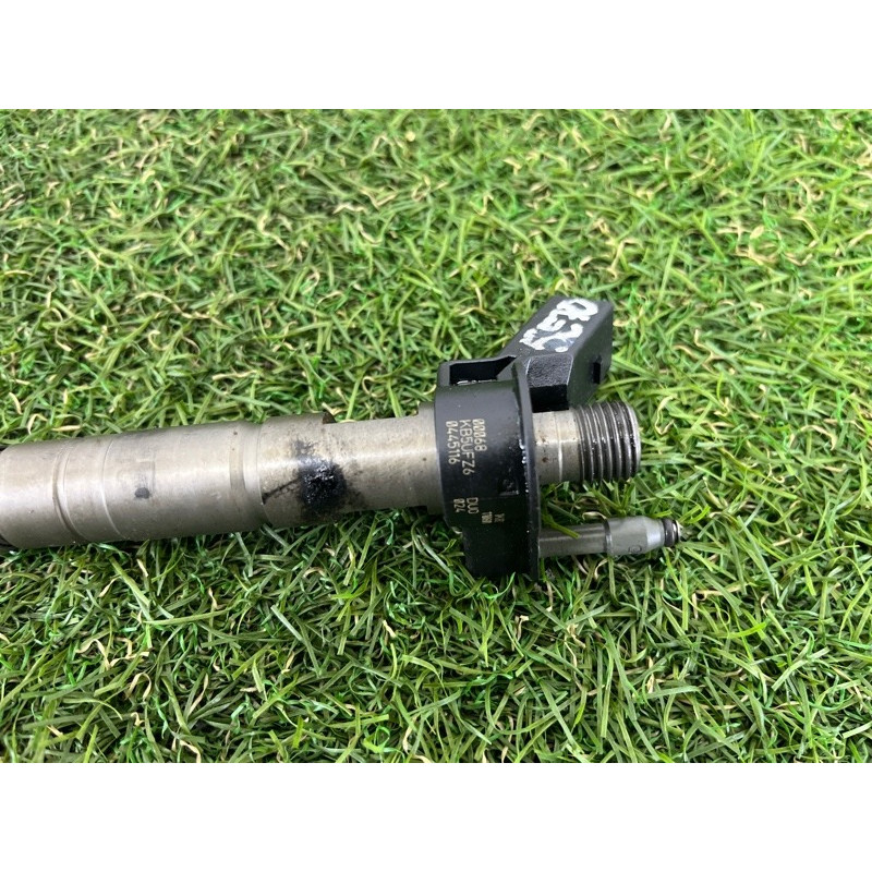 Форсунка топливная (топливная система) BMW X5 E70 2011 3.0 N57 13537805428