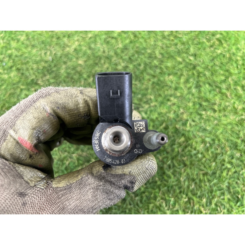 Форсунка топливная (топливная система) BMW X5 E70 2011 3.0 N57 13537805428