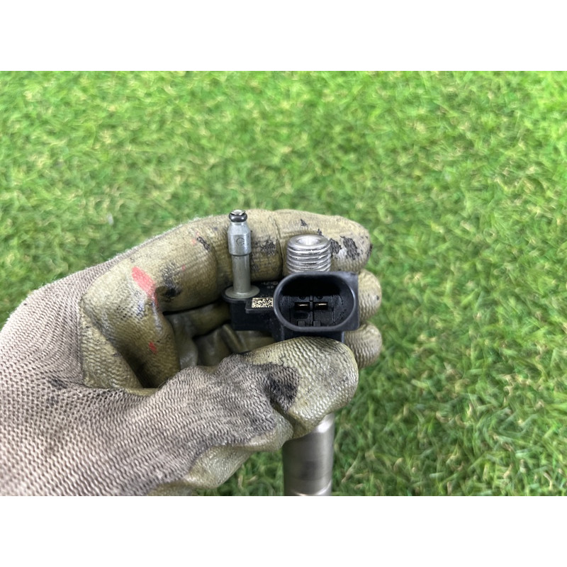 Форсунка топливная (топливная система) BMW X5 E70 2011 3.0 N57 13537805428