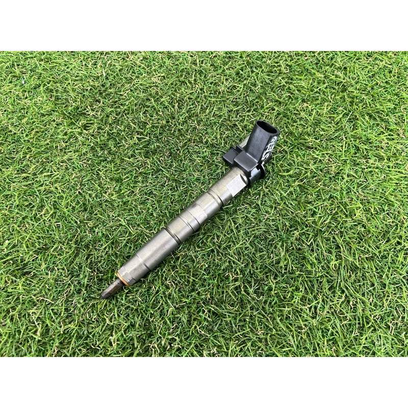 Форсунка топливная (топливная система) BMW X5 E70 2011 3.0 N57 13537805428