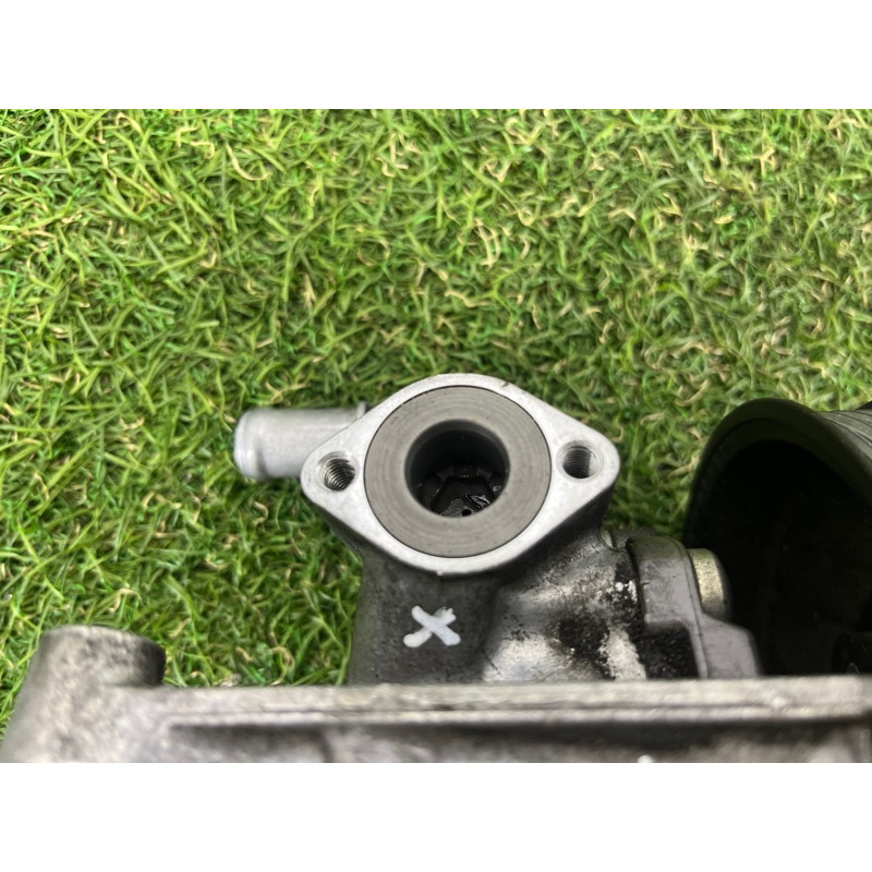 Насос гидроусилителя руля (рулевое управление) AUDI Q5 8R 2012 3.2 CALB 8R0145155T