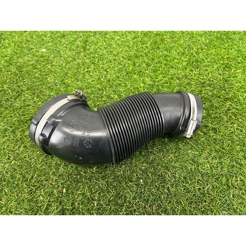 Патрубок воздушного фильтра (впускная система) AUDI SQ5 FY 2018 3.0 CWGD 06M129629A