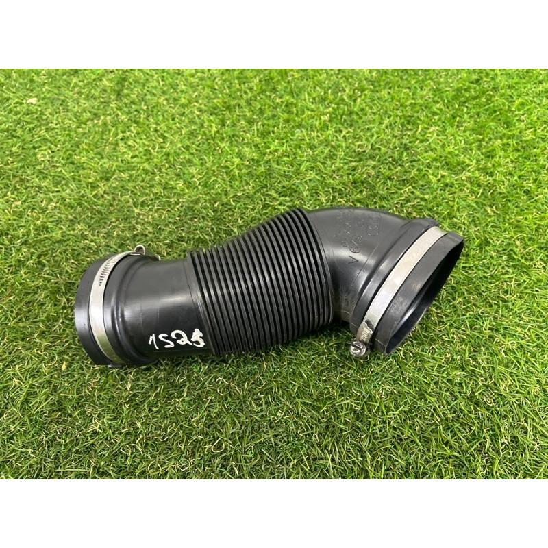 Патрубок воздушного фильтра (впускная система) AUDI SQ5 FY 2018 3.0 CWGD 06M129629A