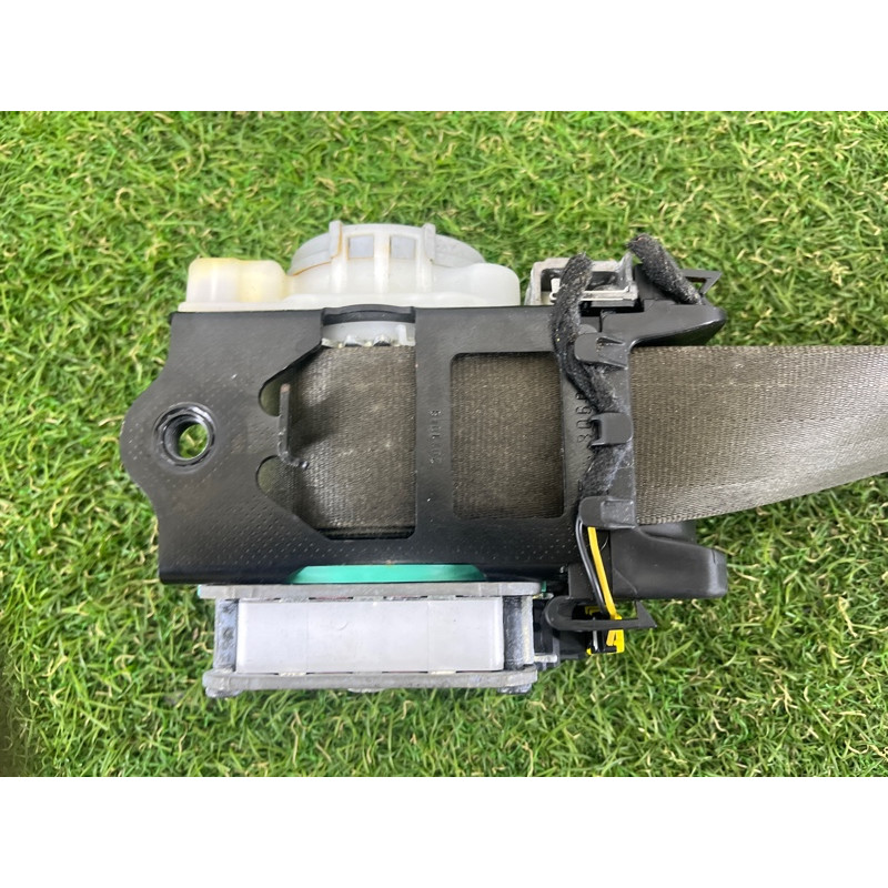 Ремень безопасности (airbag/безопасность) AUDI Q5 8R 2012 3.2 CALB 8R1857705LYNZ