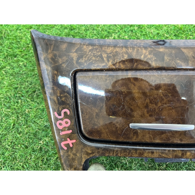 Декоративная накладка центральной консоли (салон) BMW 3-series E93 2008 3.0 N54 51167137486