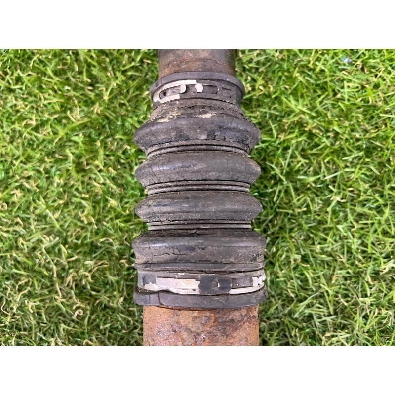 Карданный вал (трансмиссия) Volkswagen Touareg NF 2012 3.6 CGRA 7P0521101M