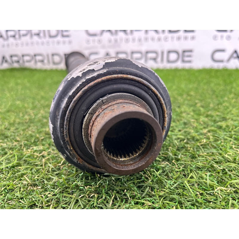 Карданный вал (трансмиссия) Volkswagen Touareg NF 2012 3.6 CGRA 7P0521101M