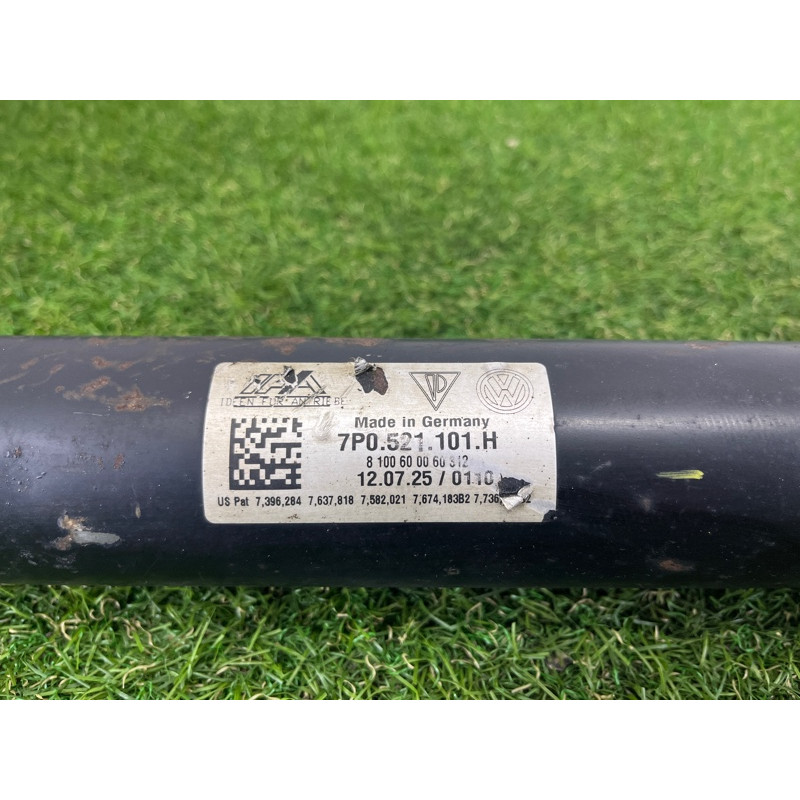 Карданный вал (трансмиссия) Volkswagen Touareg NF 2012 3.6 CGRA 7P0521101M