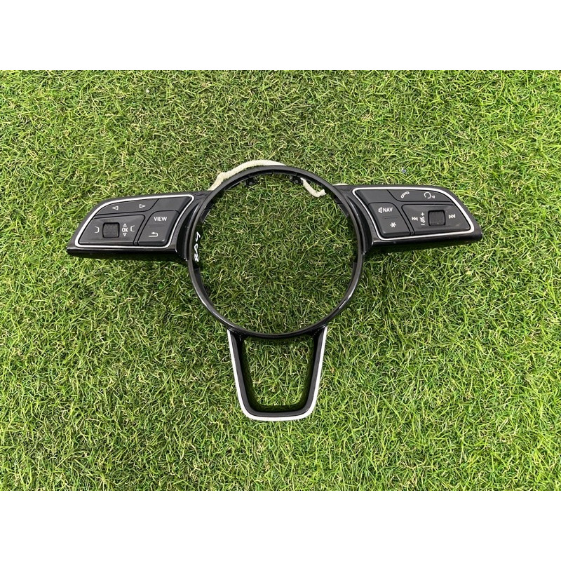 Кнопки руля (электрика / кнопки) AUDI A4 B9 2017 2.0 DBPA 8W0951523FXHA