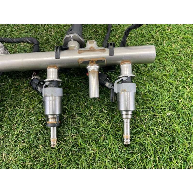 Топливная рампа (топливная система) AUDI A5 F5 2020 2.0 CYMC 06K133317AB