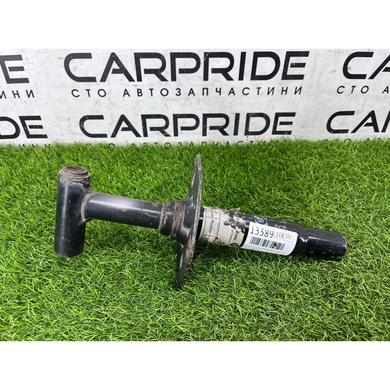 Кронштейн усилителя бампера (стекла и зеркала) BMW 5-series E39 51118159359