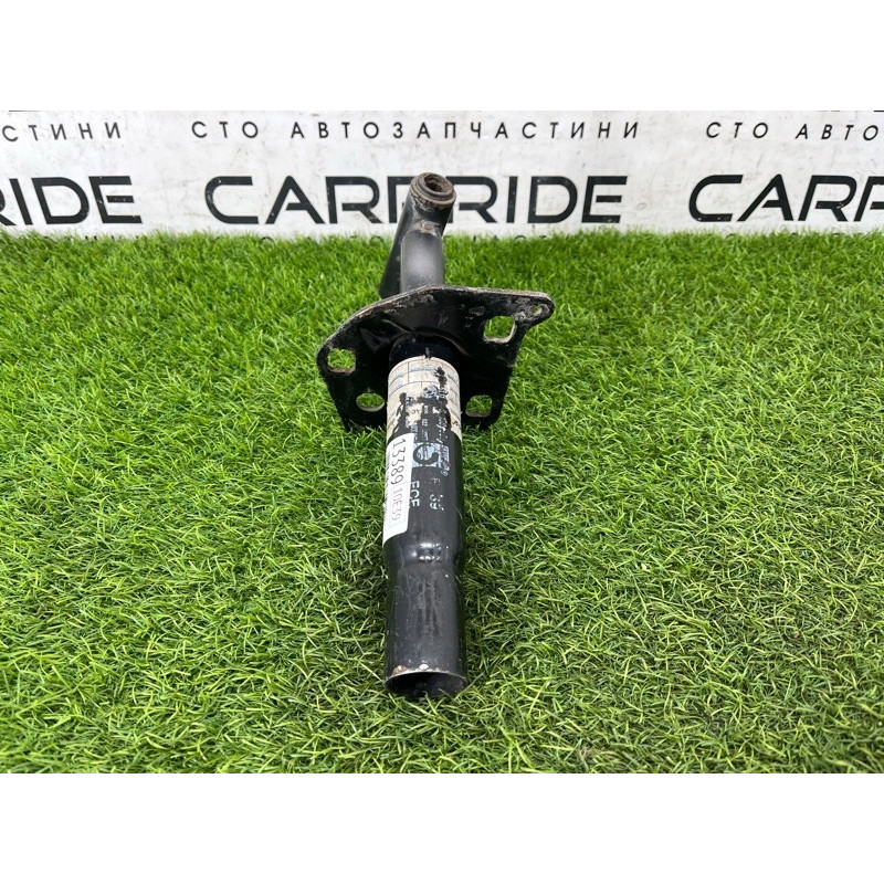 Кронштейн усилителя бампера (стекла и зеркала) BMW 5-series E39 51118159359