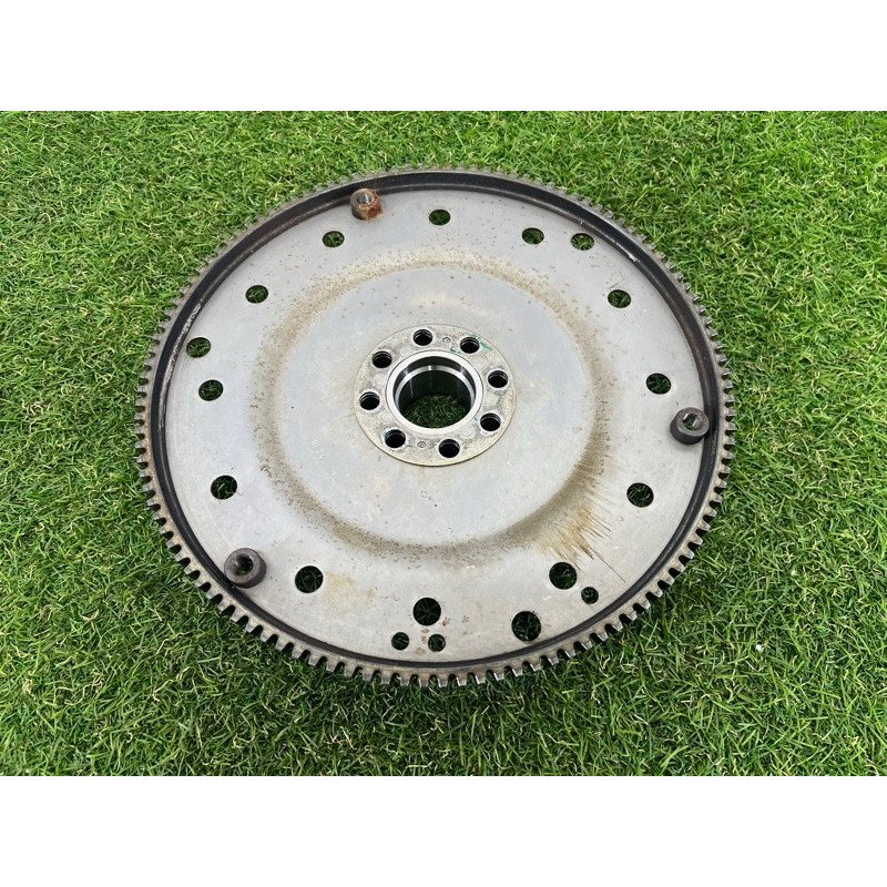 Маховик (двигатель и элементы) AUDI A4 B8 2012 2.0 CAEB 06H105323K