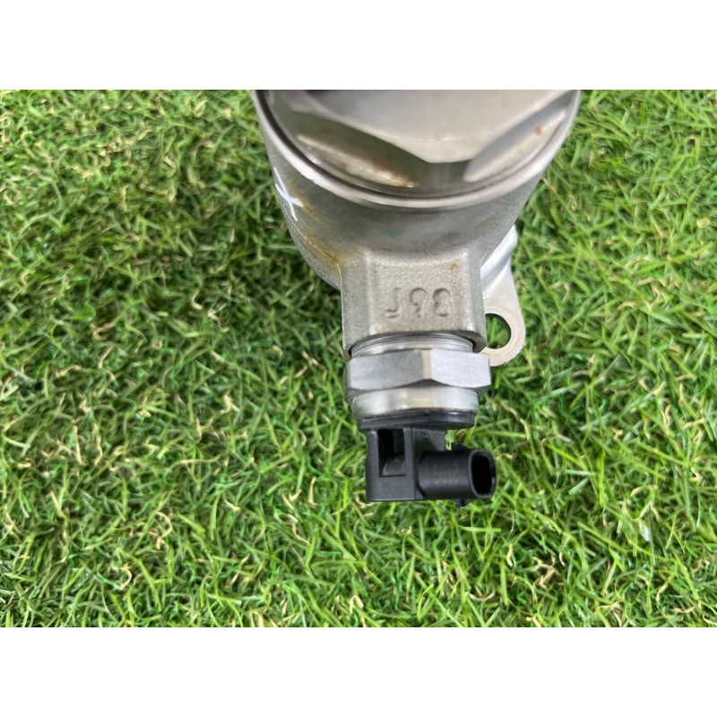 ТНВД (топливная система) AUDI A4 B8 2012 2.0 CAEB 06J127025F