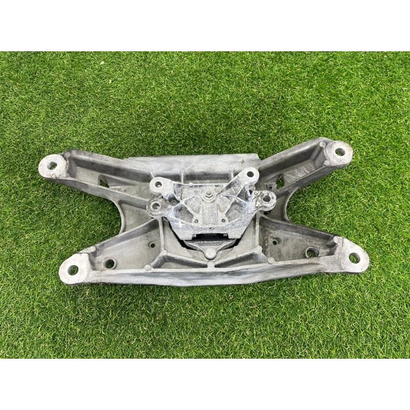 Кронштейн КПП (трансмиссия) AUDI A4 B8 2012 2.0 CAEB 8K0399263K