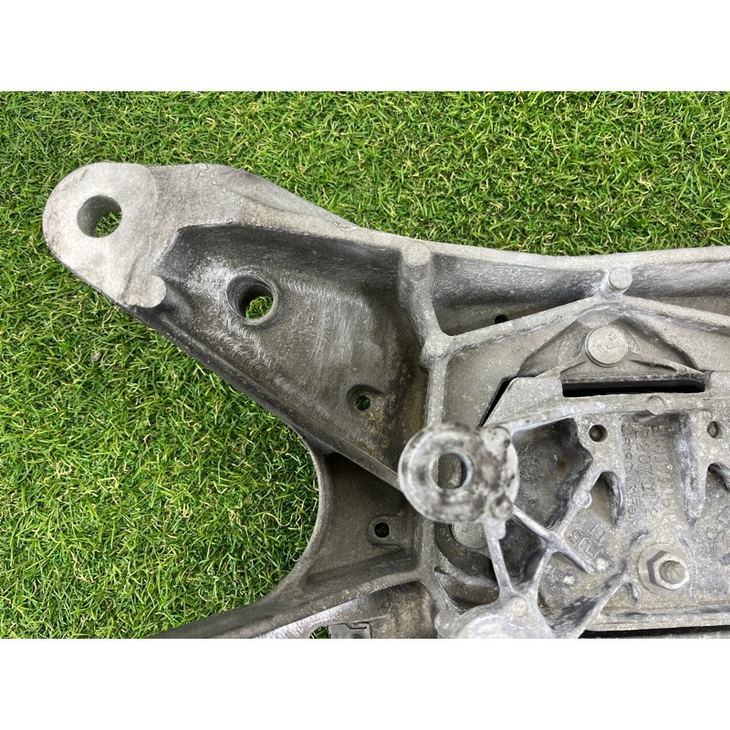 Кронштейн КПП (трансмиссия) AUDI A4 B8 2012 2.0 CAEB 8K0399263K